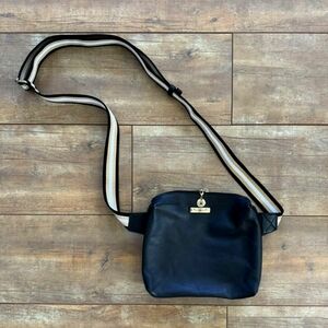 Designs by Planner Perfect Harper Leather Shoulder Bag
